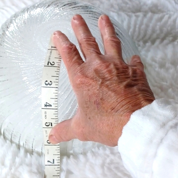 Acoroc‎  Vintage Swirl Scalloped 10x4 Deep Serving Bowl New In The Box - Picture 5 of 8